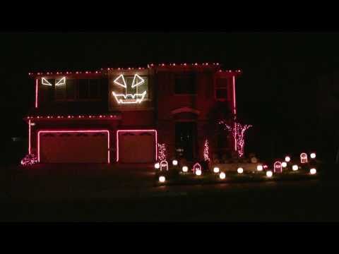 Halloween Light Show 2010 HD - Thriller ( Michael Jackson )