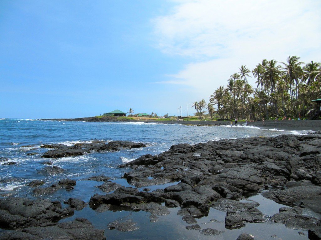 Punaluu black sand beach